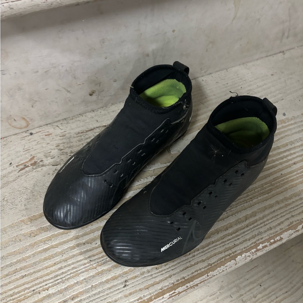Nike Mercurial soccer cleats. Size 4.5